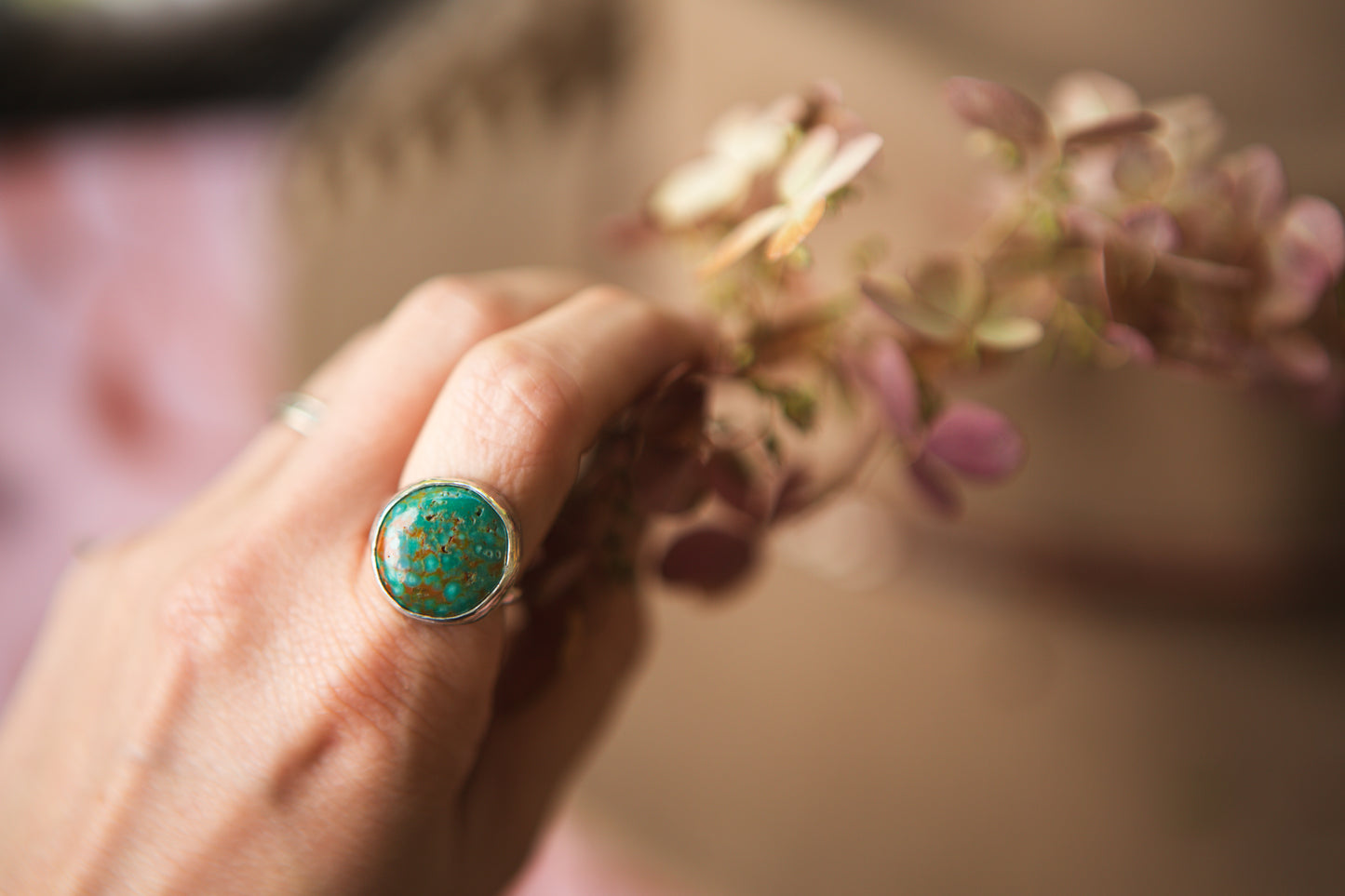 Round Turquoise Statement Ring // Size 6.75