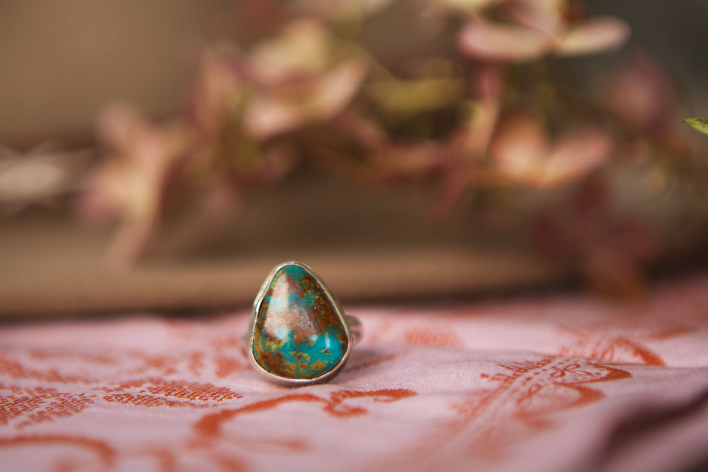 Teardrop Turquoise Statement Ring // Size 6.75